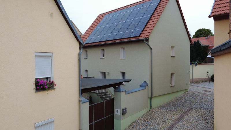Charmantes, saniertes Einfamilienhaus mit Gewerbeoption & PV-Anlage in Alsleben (Saale)